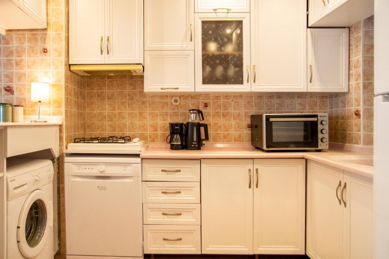 Flat With Sea View Near Karsiyaka Coast Esmirna Exterior foto